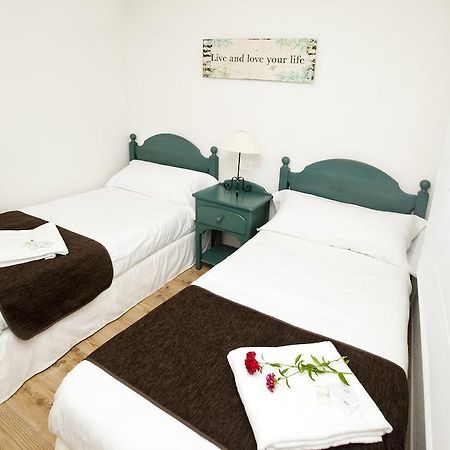 Apartamentos Golf Place Borriol Quarto foto